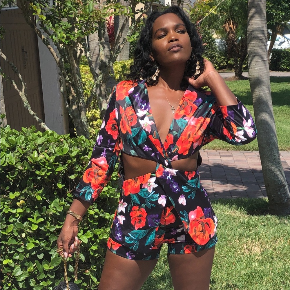 2pc  Blazer short set  price firm